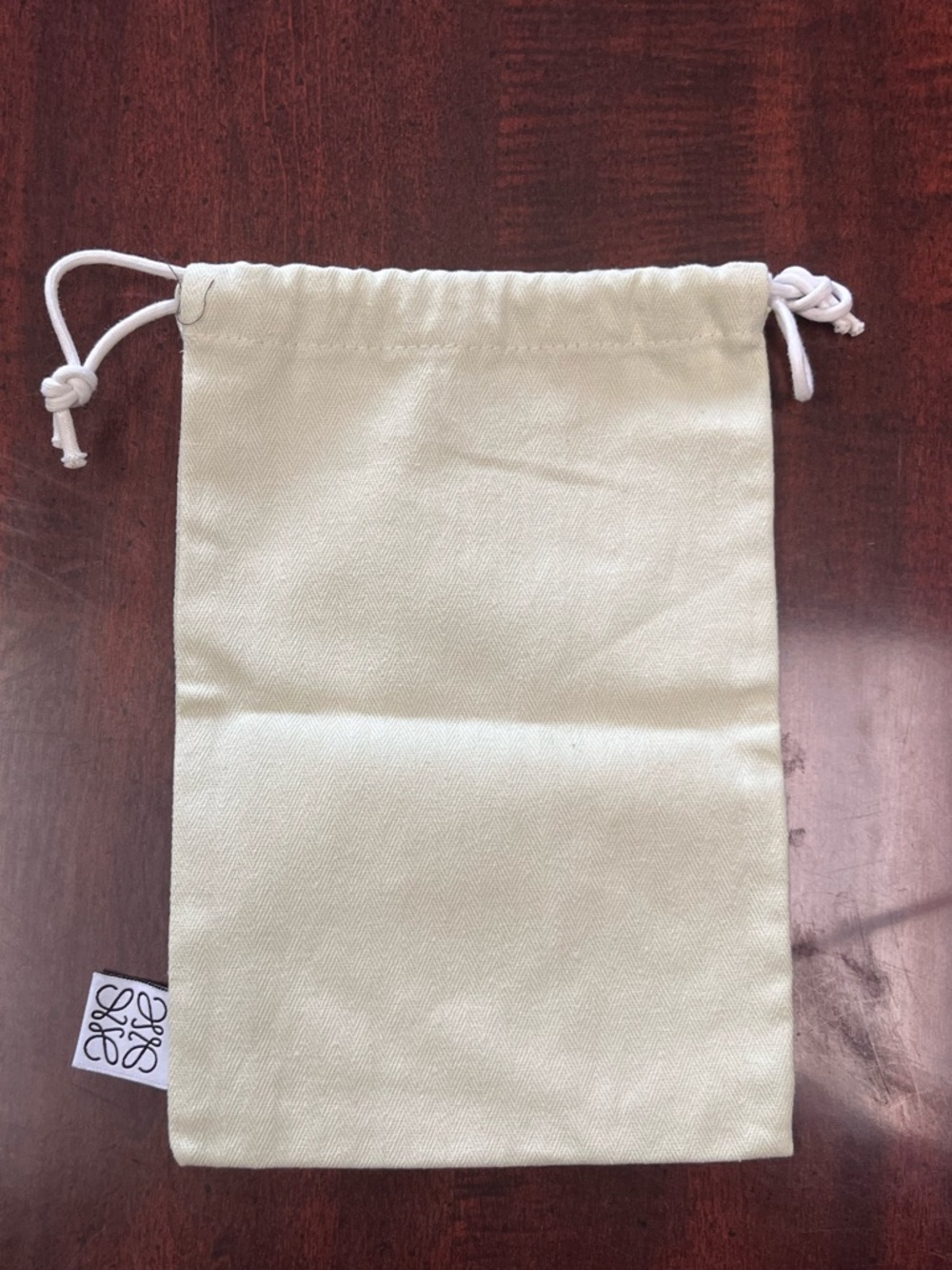 Loewe Ivory Drawstring Pouch with Logo Tag - Picture 2 of 2